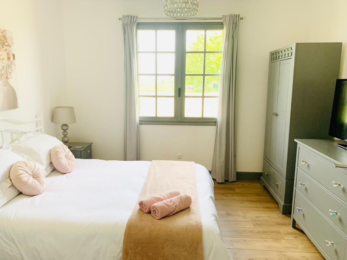 Les Grands Bois Bed & Breakfast Pomport ภายนอก รูปภาพ